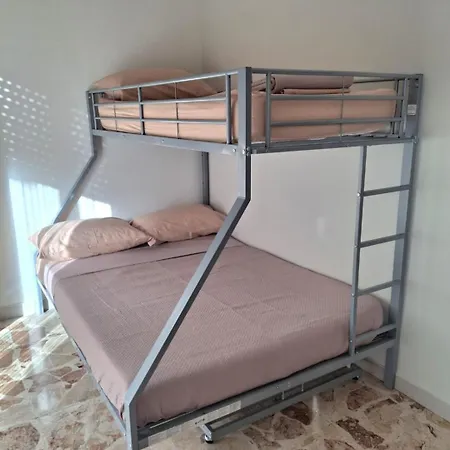 Free House * بالمي